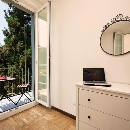 Διαμέρισμα Sleeps 4 Germignaga